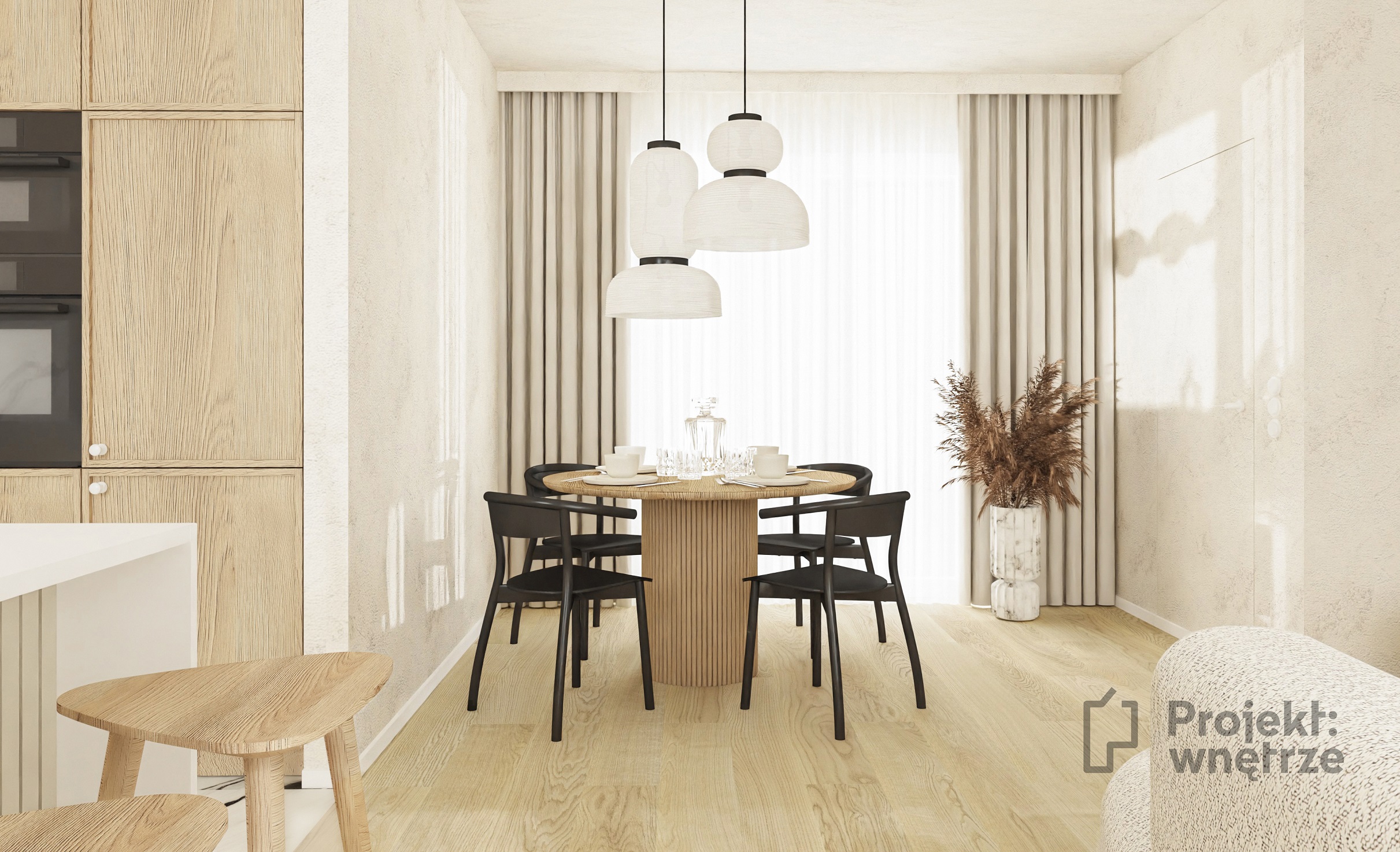 projektwnetrze.com.pl - PROJEKT: WNĘTRZE Przytulne beże i écru, ciepłe drewno, obłości i fokus na faktury, czyli nowoczesne japandi z odrobiną charakternej czerni. Beżowa podłoga, lamele, owalna sofa asymetryczna, zabudowa kuchni drewno fornir z ramką. Projektowanie wnętrz Warszawa online